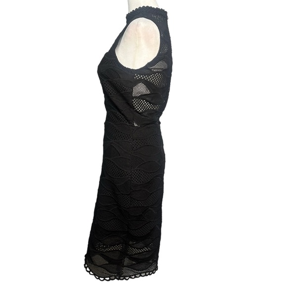 Parker Wave Black Crocheted Lace Sleeveless Dress - Picture 2 of 7